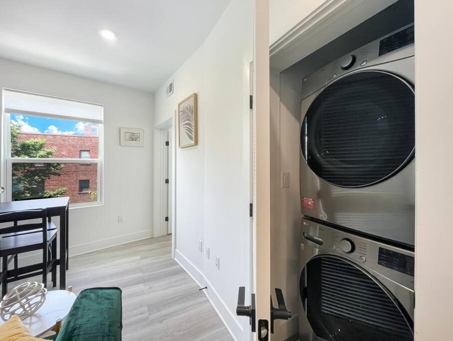 Central Dc Apt , City Skyline View , Close To All Washington Extérieur photo
